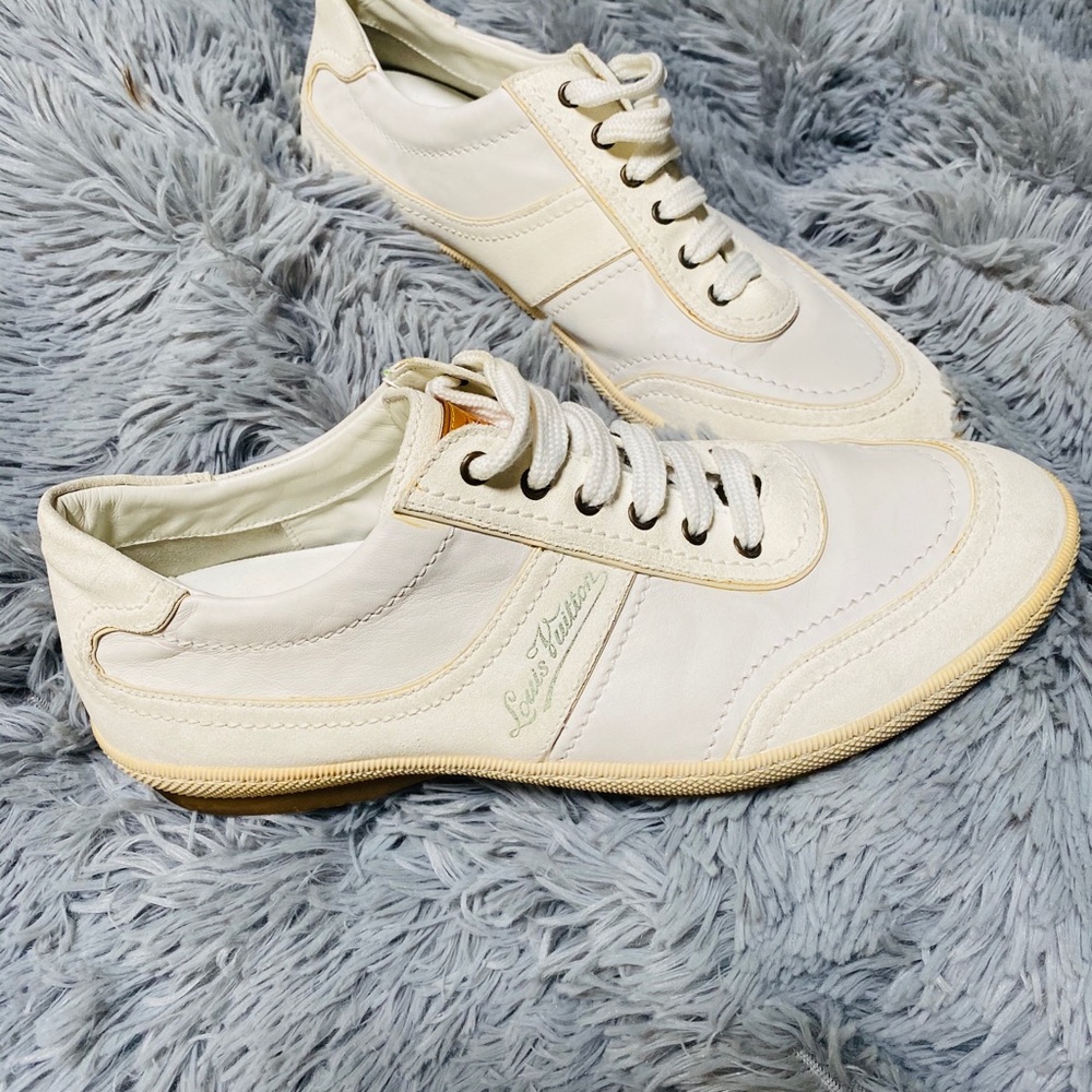 100% authentic Louis Vuitton shoes